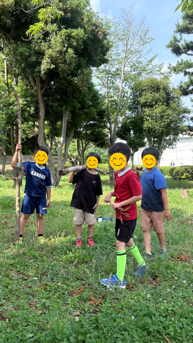 公園でフリスビー＆探検タイム