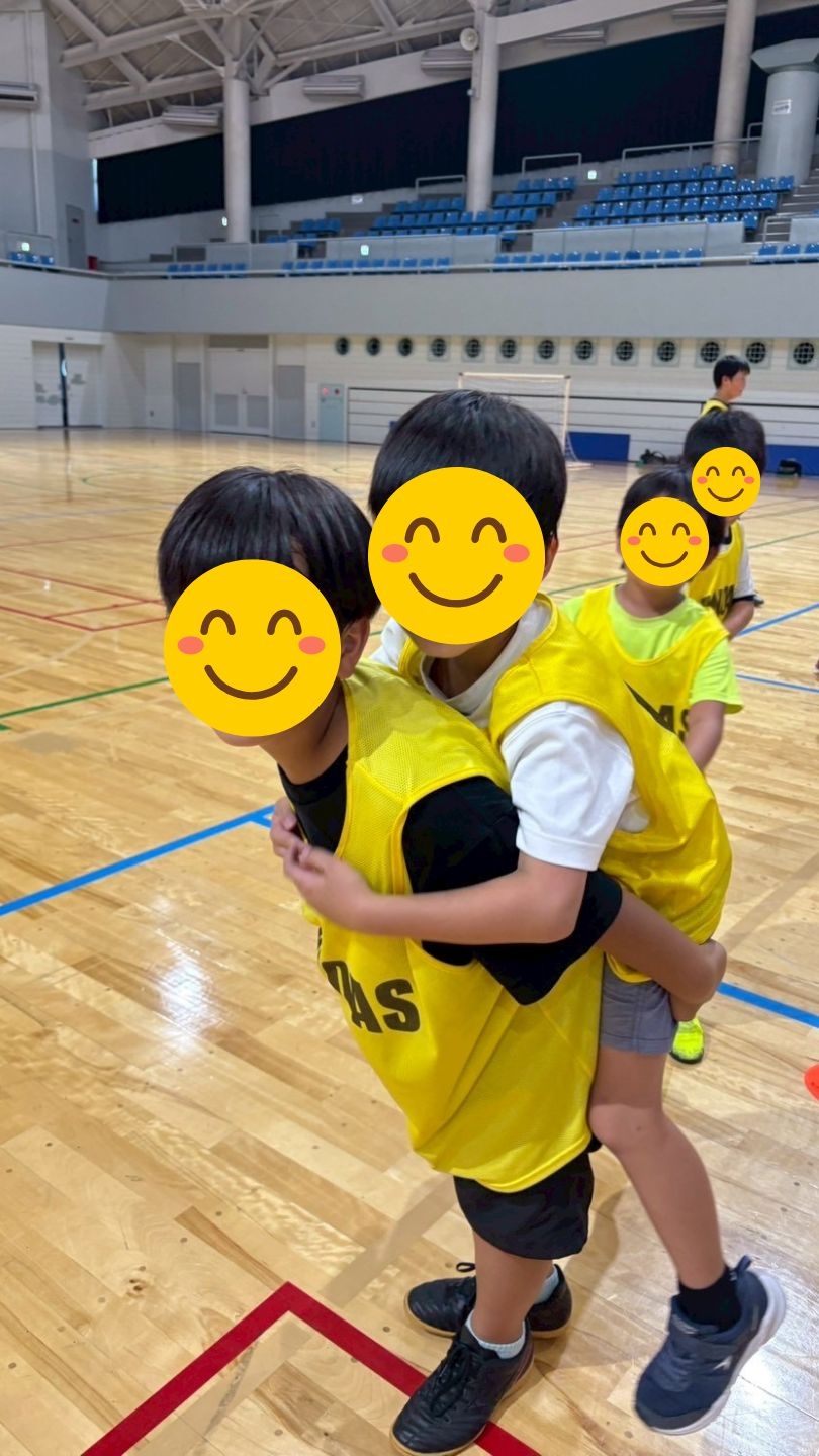 ゴールのすき間をねらえ！