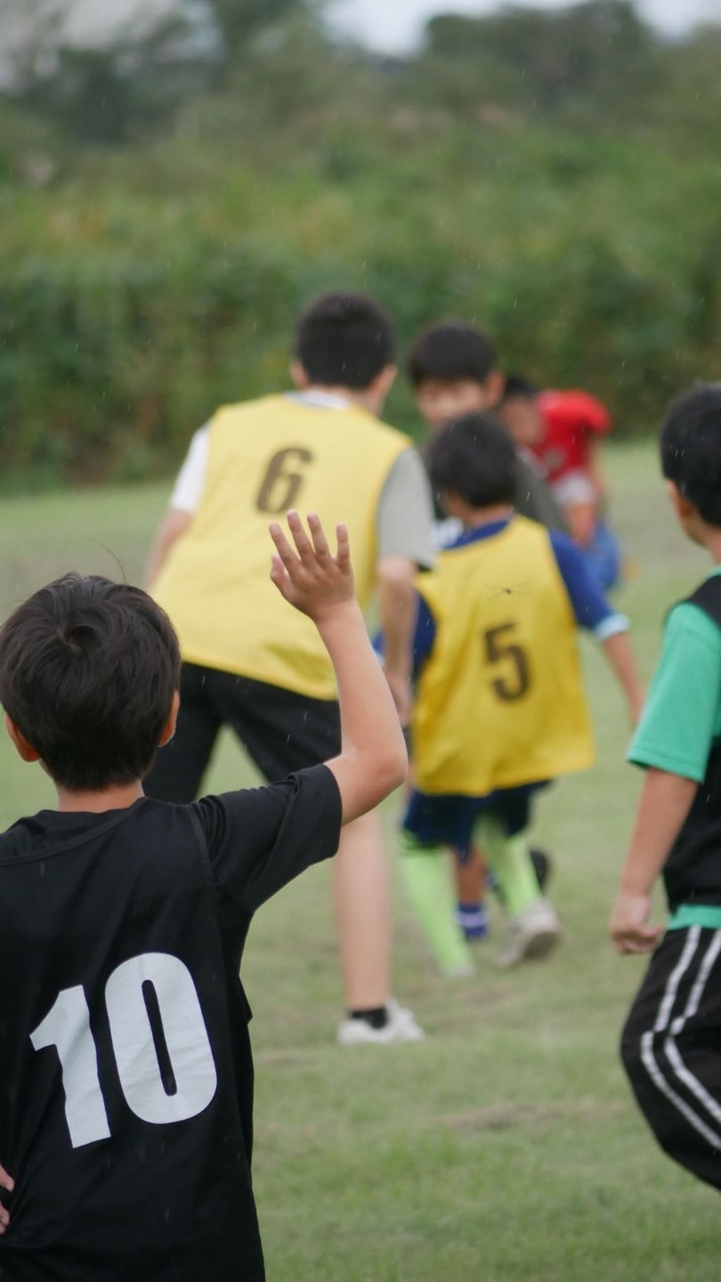 少しの雨でも元気いっぱい⚽️